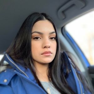 Meet your Posher, Yennyfer